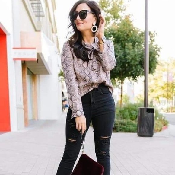 The Lady Boss Top - Picture 1 of 2